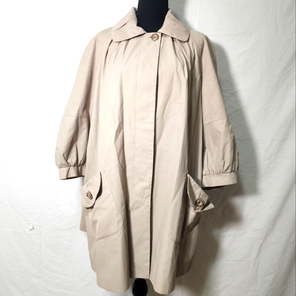 Apostrophe woman lightweight coat size XL